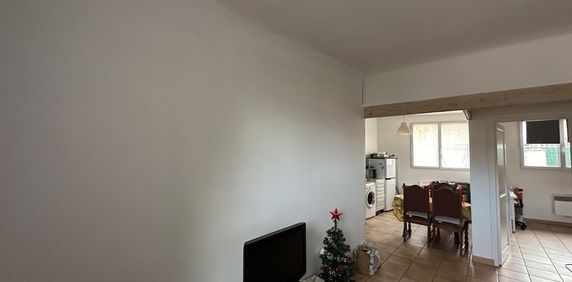T3 - Photo 2