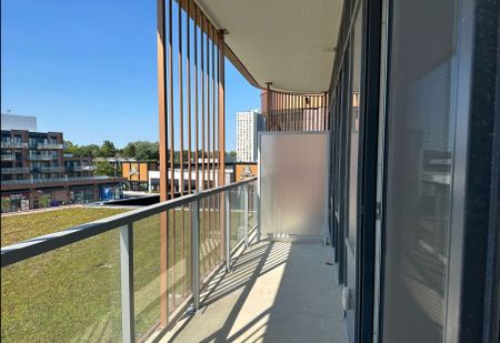 For Lease - 220 Missinnihe Way Unit# 424, Mississauga, Ontario - Photo 4