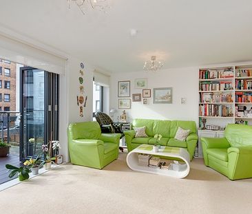 2 Bed Flat, Chaplin House, W3 - Photo 1