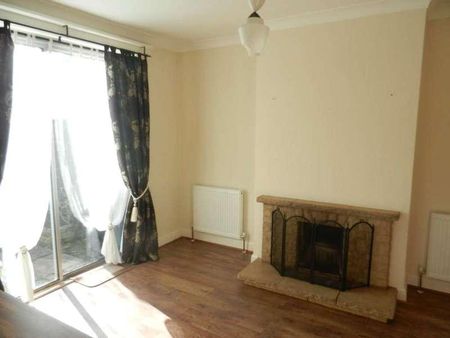 Foxhills Road, Wolverhampton, WV4 - Photo 2