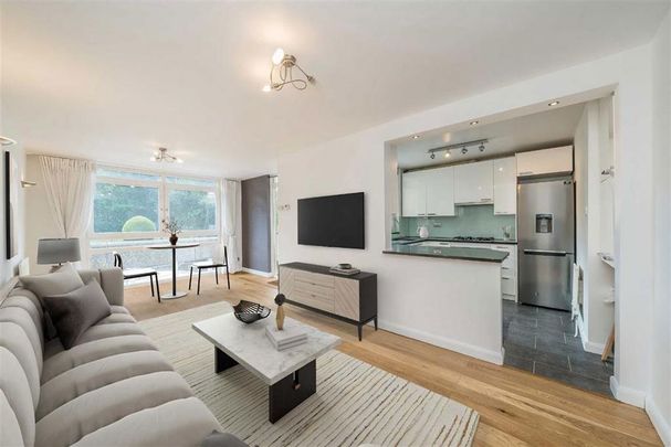 2 bedroom flat to rent - Photo 1