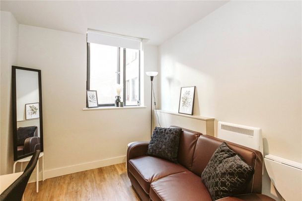 Grove Road, - Photo 1