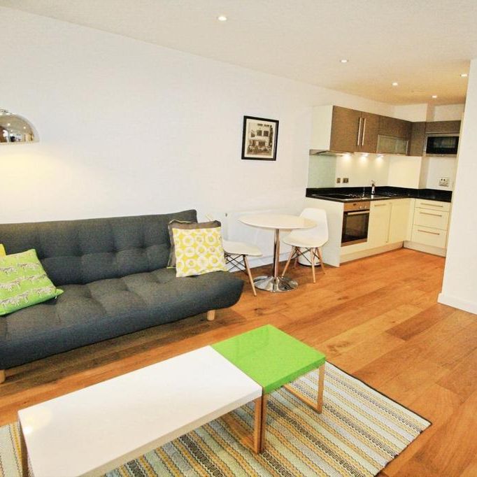 1 bedroom flat to rent - Photo 1