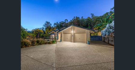 Immaculate Lowset Living on 1078m2 - Photo 5