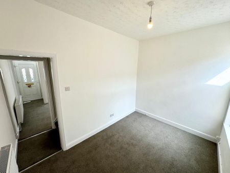 2 bedroom terraced house to rent - Photo 5