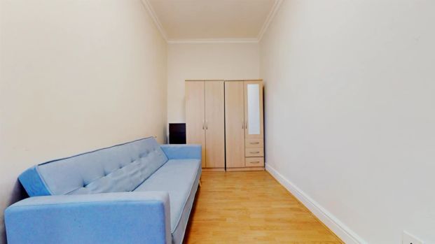 1 Bed 1 Bath, Flat A, 20 - Photo 1