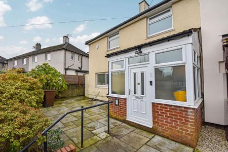 3 bedroom semi-detached house to rent - Photo 5