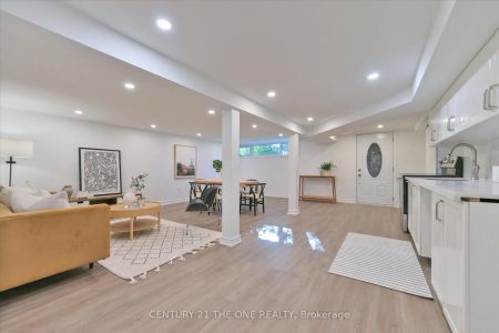 421 Browndale Crescent #Basement - Photo 3