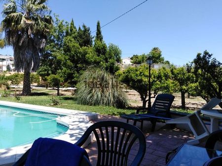 Alquiler de casa o chalet independiente en Polígonos - Recinto Ferial - Photo 2