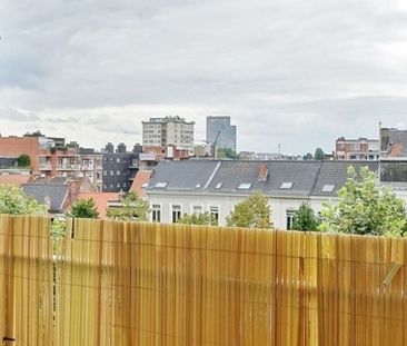 Appartement te huur in Gent voor € 900 met 2 slaapkamers - Photo 6