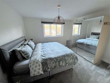 Glade Park Court, Liverpool, Merseyside, L8 - Photo 3