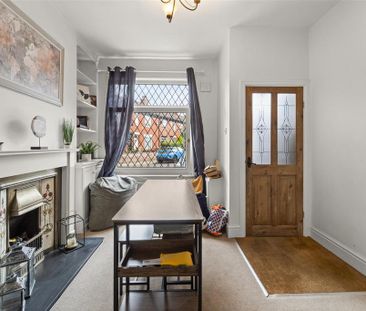 2 bedroom terraced house to rent - Photo 1