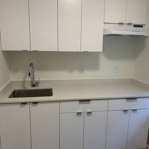 Micro Suite For Rent - Photo 2