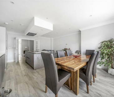 4 bedroom detached house to rent - Photo 3