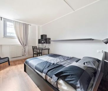 Via Ernesto Breda, Milan, Lombardy 20126 - Foto 2