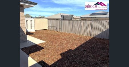 Modern 4-Bedroom Family Home in Whyalla Jenkins - Photo 2