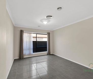 Quality Family Home in a Convenient Kalkallo Location - Photo 3