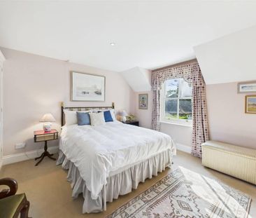 4 bedroom detached house to rent - Photo 5