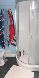 2 bedroom private hall to rent - Photo 4