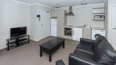 One bedroom unit close to city - Photo 2