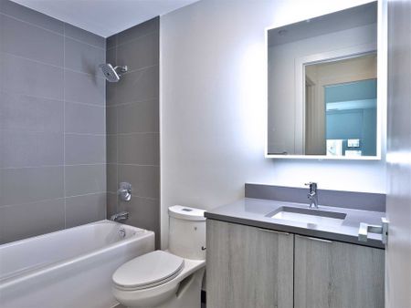 For Lease - 223 St Clair Avenue Unit# Th4, Toronto, Ontario - Photo 3