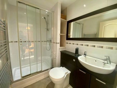 House share to rent on - Photo 5