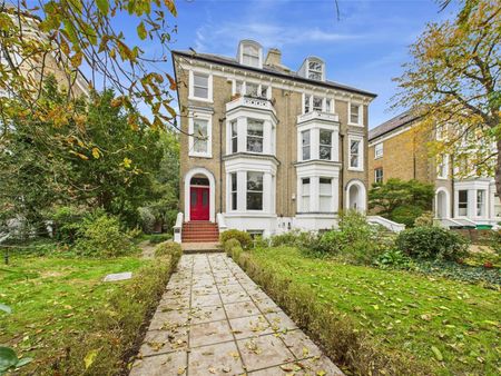 Cambridge Park, East Twickenham, Middlesex, TW1 - Photo 2