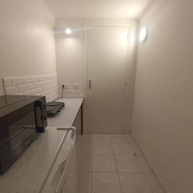 Centre - chambre avec SdB et cuisine séparéess - Photo 1