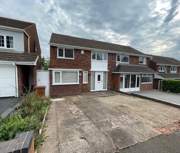 3 bedroom semi-detached house to rent - Photo 1