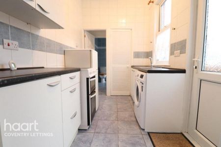 2 bedroom terraced house to rent - Photo 5