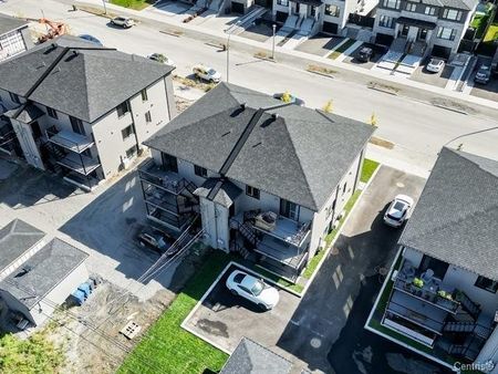 Appartement à louer - Laval (Duvernay) (Est) - Photo 2