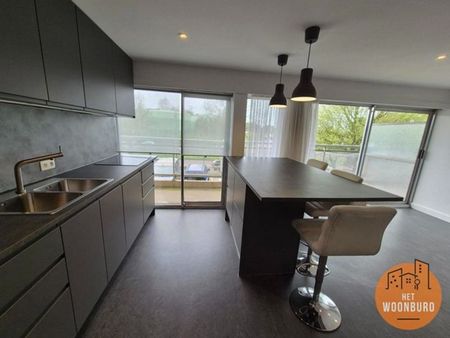 Appartement te huur - Foto 2