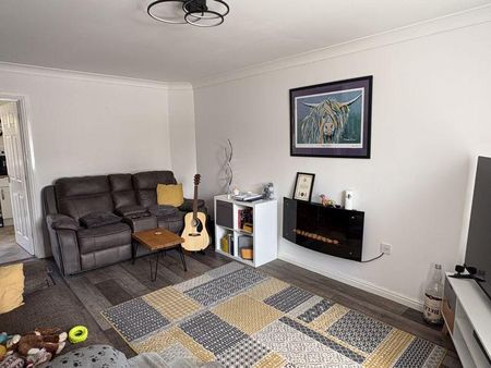 3 bedroom terraced house to rent - Photo 5