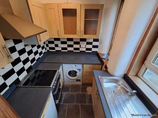 2 bedroom property to rent in Paisley - Photo 1