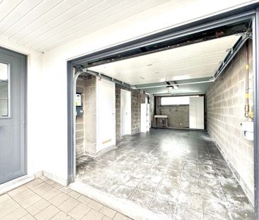 GERENOVEERDE WONING MET TUIN & GARAGE - Photo 4