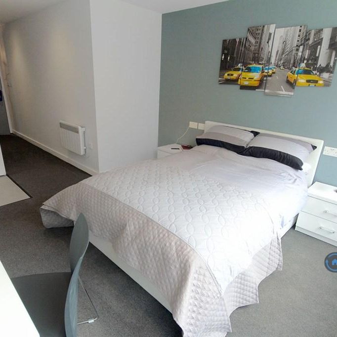 Studio to rent - Photo 1