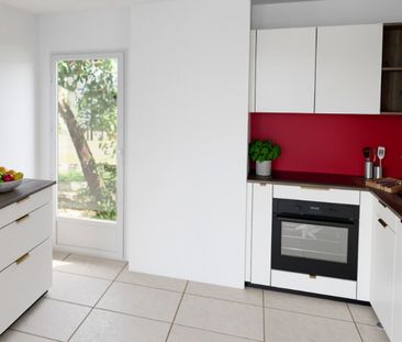 Beautiful 3.5 room renovated apartment on the top floor - Photo 4