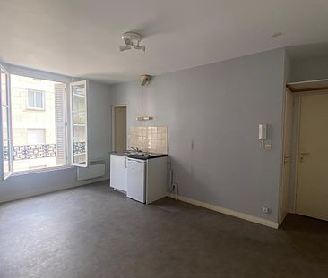 Location appartement 1 pièce de 23.7m² - Photo 2