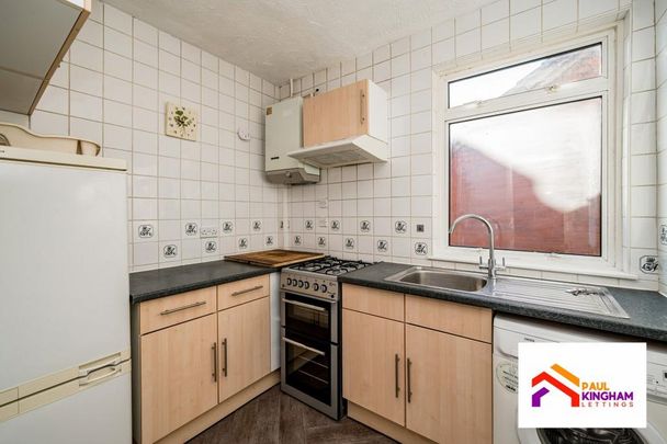 2 bedroom maisonette to rent - Photo 1