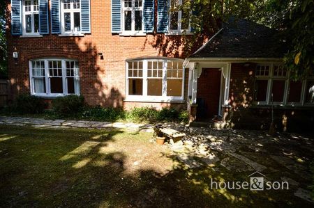 The Cedars, Talbot Avenue, Bournemouth, BH3 - Photo 4
