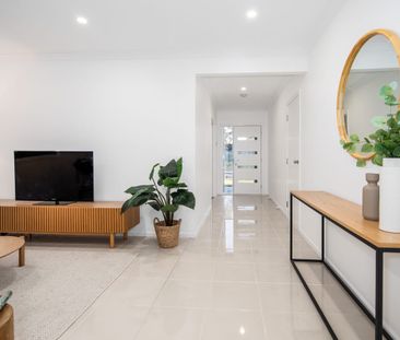 15 Hobart Way, Taylors Hill, Vic 3037 - Photo 4