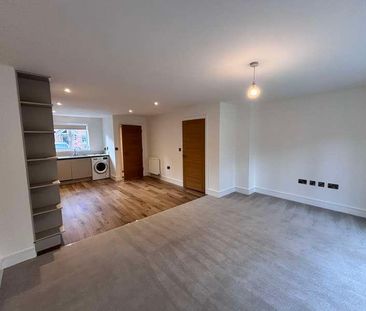 Fieldfare Crescent, Exmouth, EX8 - Photo 1