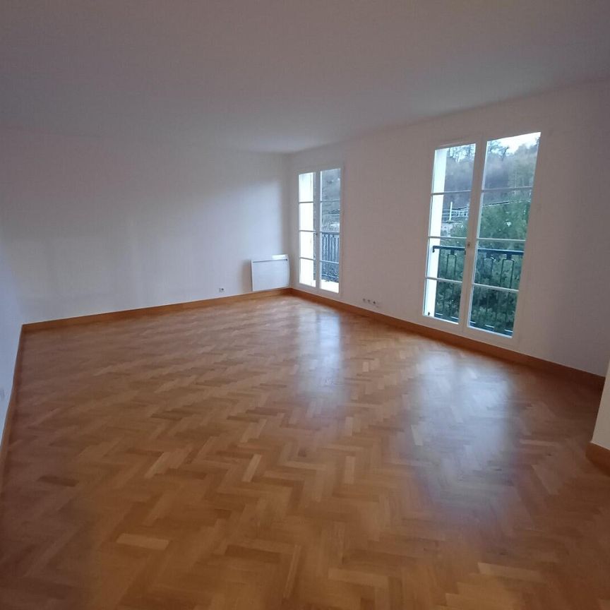 location Appartement T4 DE 97m² À VERSAILLES - Photo 1