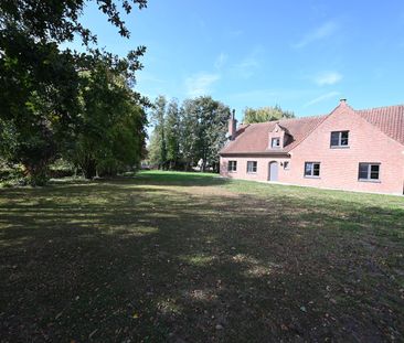 ALLEENSTAANDE & ZEER RUIME (246m²) villa - Photo 5