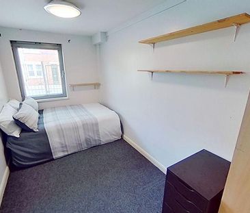 5 bedroom townhouse to rent - Photo 4