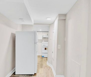 For Lease - 56 Tahir Street, Vaughan, Ontario - Photo 2