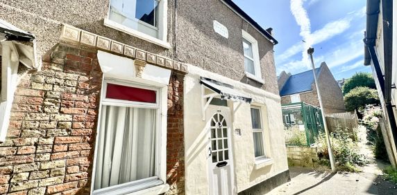 King Street, CT11 8PH, Ramsgate - Photo 2