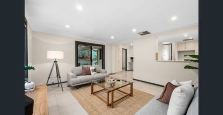 Perfectly positioned family home in Flagstaff Hill - Photo 3