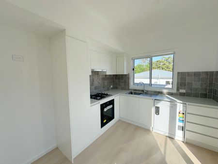 BRAND NEW BUILD - WATER INCLUDED - Photo 4