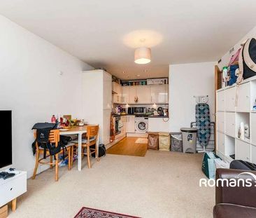 Crown Road, Bath, BA1 - Photo 1